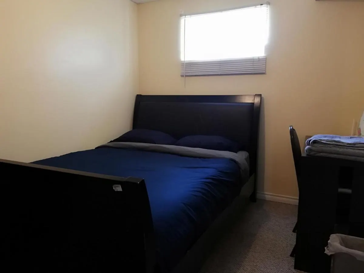 Private Bedroom In Basement Suite - Fonda location